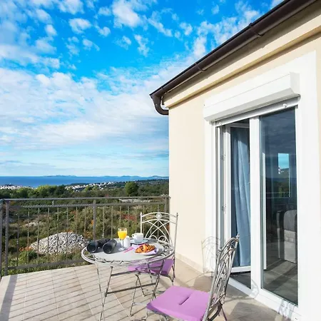 Sky Villa